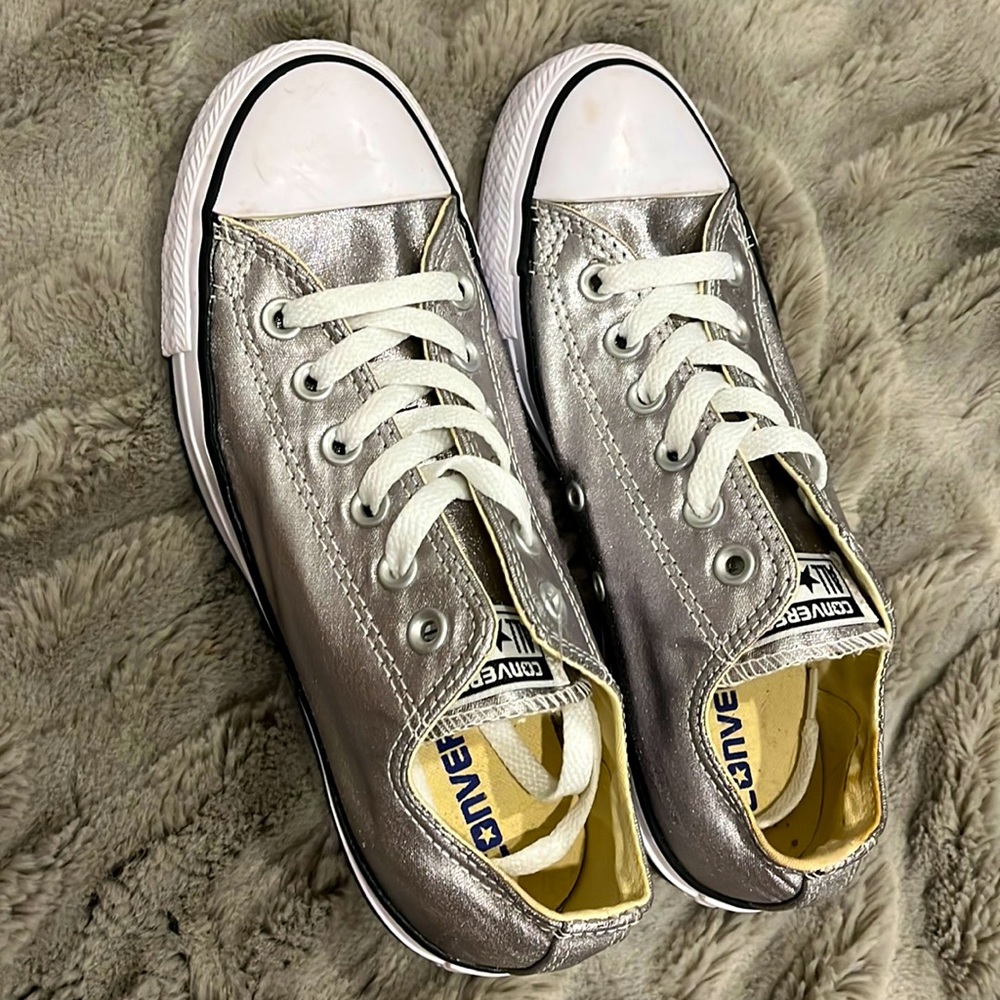 Chrome converse